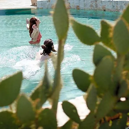 Bed and Breakfast Echi Di Puglia 4*