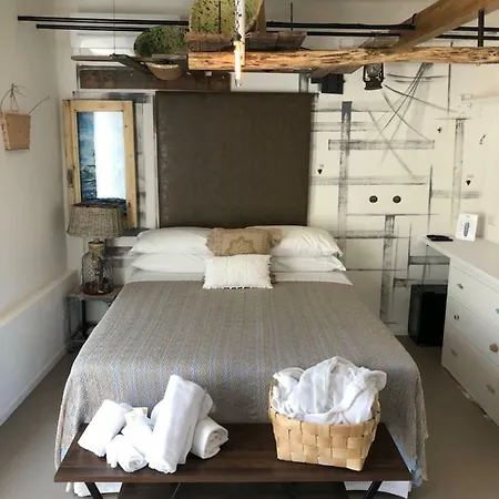 Echi Di Puglia Bed & Breakfast 4*