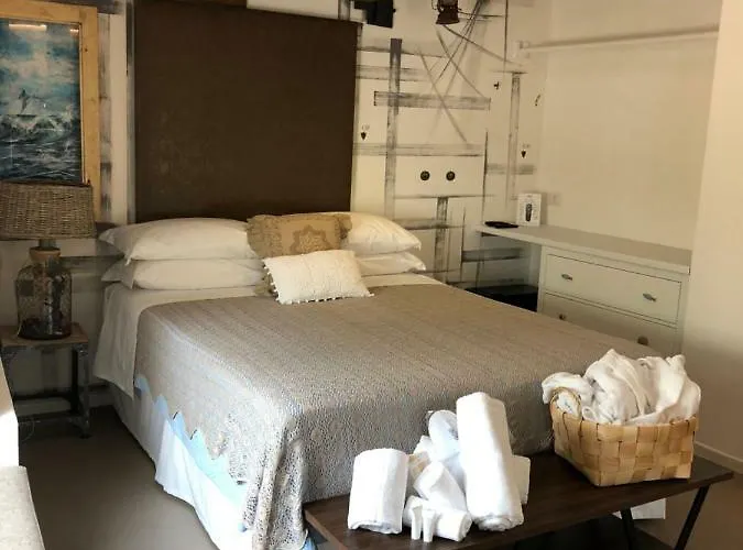 לינה וארוחת בוקר Echi Di Puglia 4*